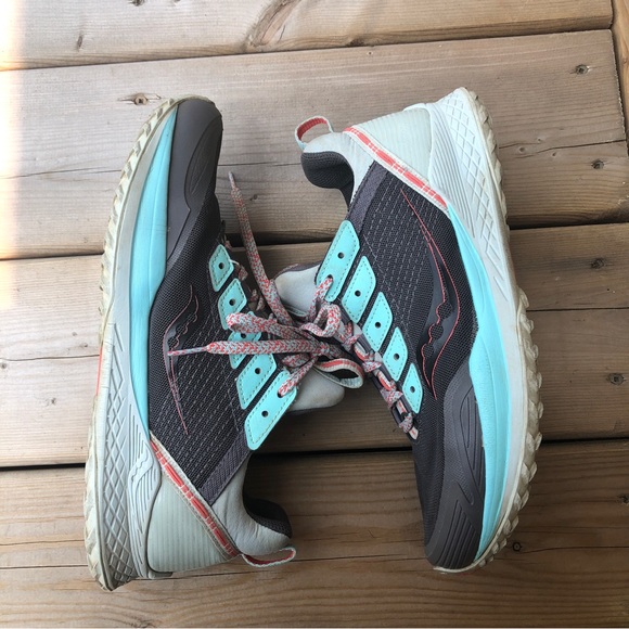 Women's 8.5 Saucony Mad River Trail Running Shoes Hiking Trail Outdoor Runners - Picture 3 of 13